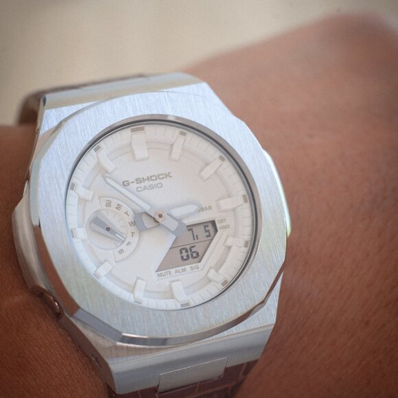 (Brand New) Casio GA-2100 Customized in Nautilus Silver with White Dial - Picture 16 of 16